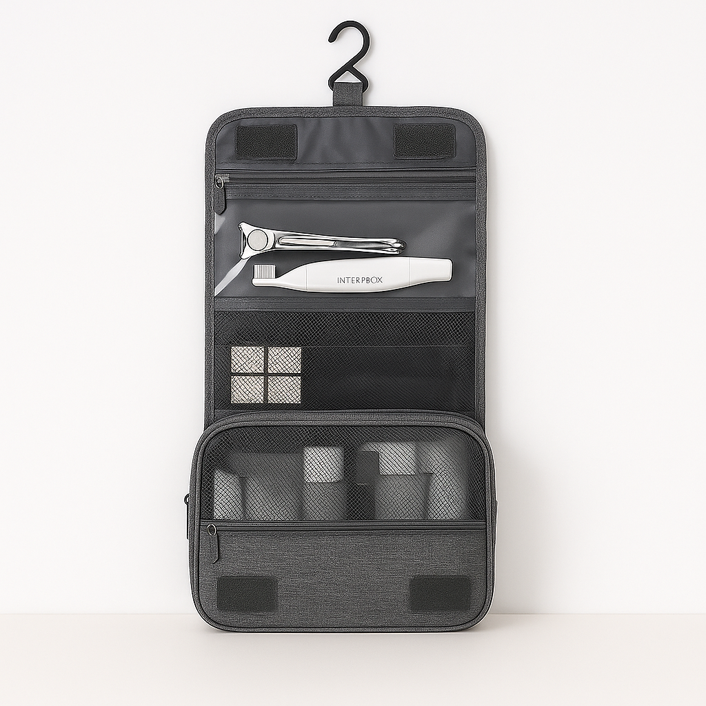 Trousse de toilette à suspendre grise – style élégant et pratique pour les hommes, avec crochets et filets organisateurs
