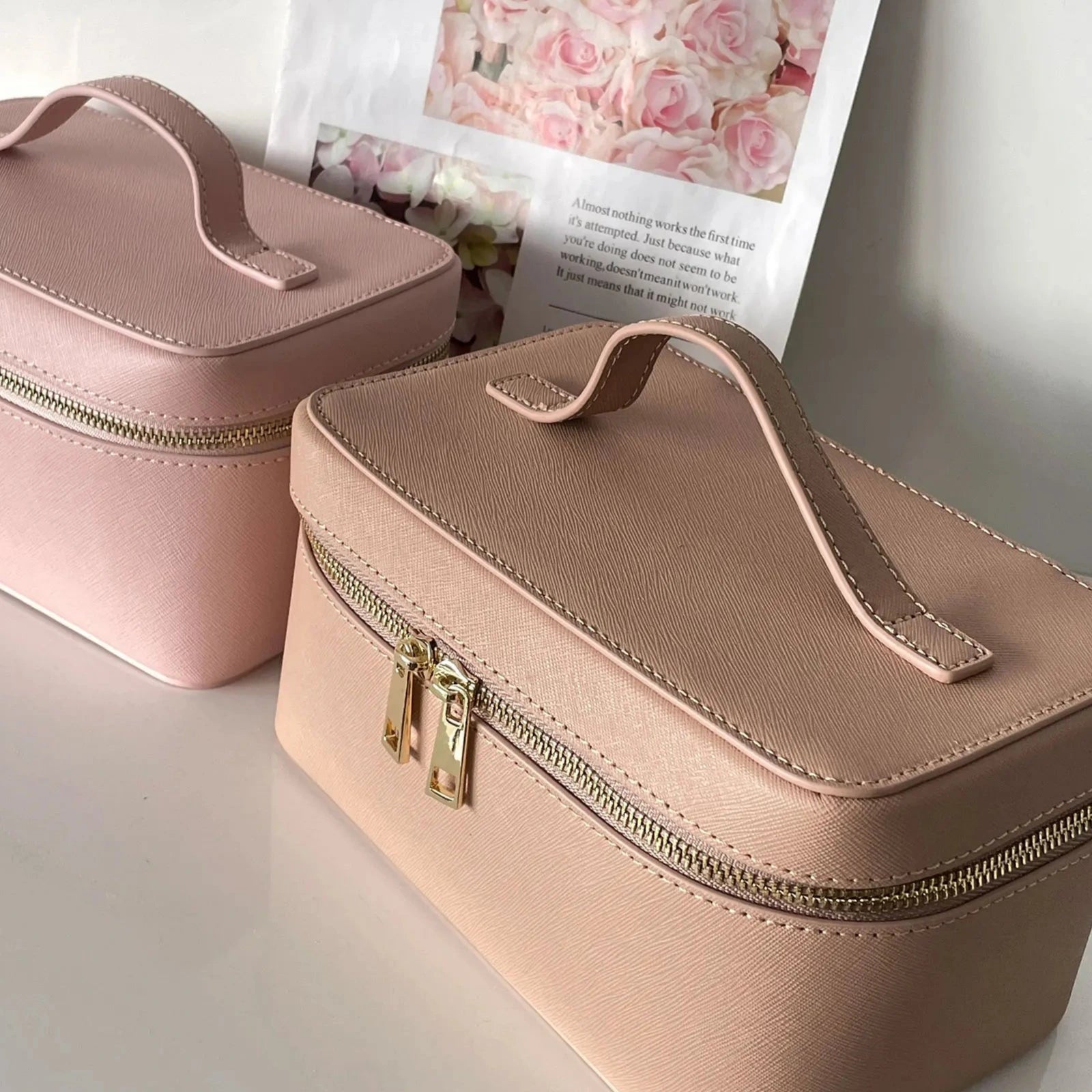 Trousse de toilette de luxe chic et compacte