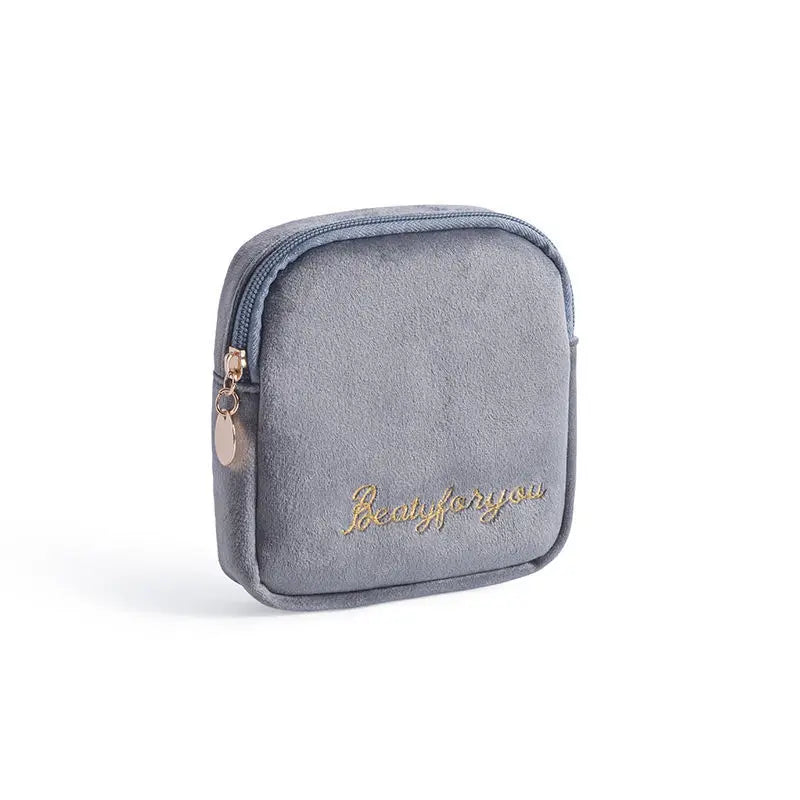 Trousse de toilette bébé en velours