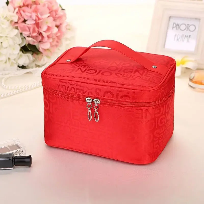 Trousse de toilette femme – Vanity en nylon léger et stylé, format carré