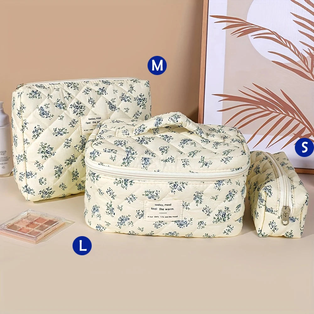 Trousse de toilette femme compacte matelassée
