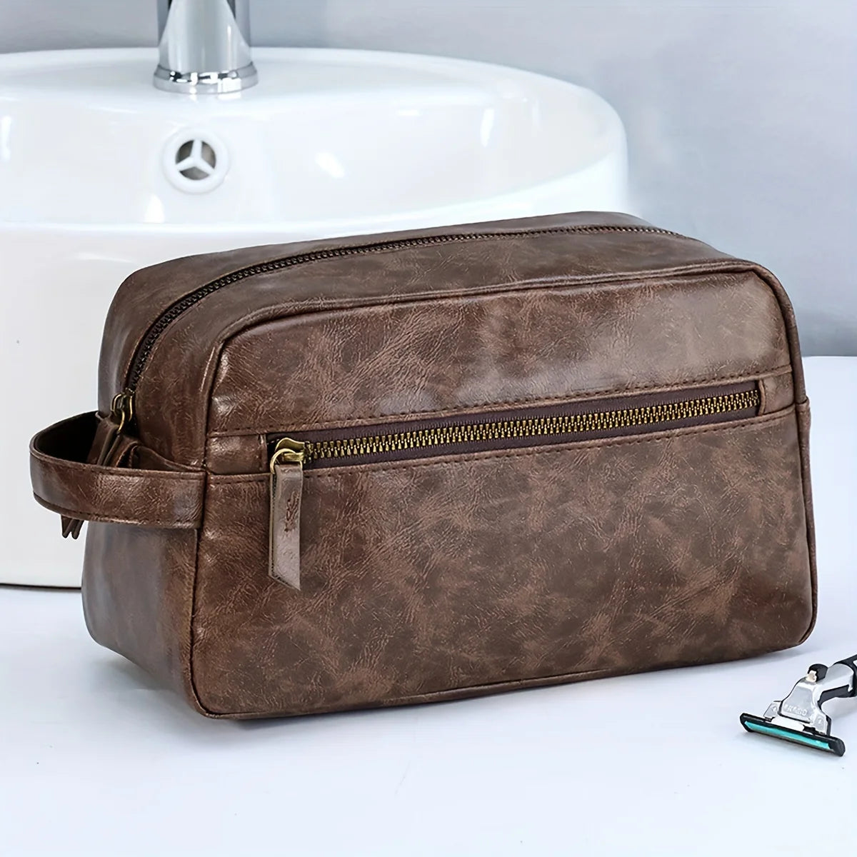 Trousse de toilette homme cuir élégante et pratique