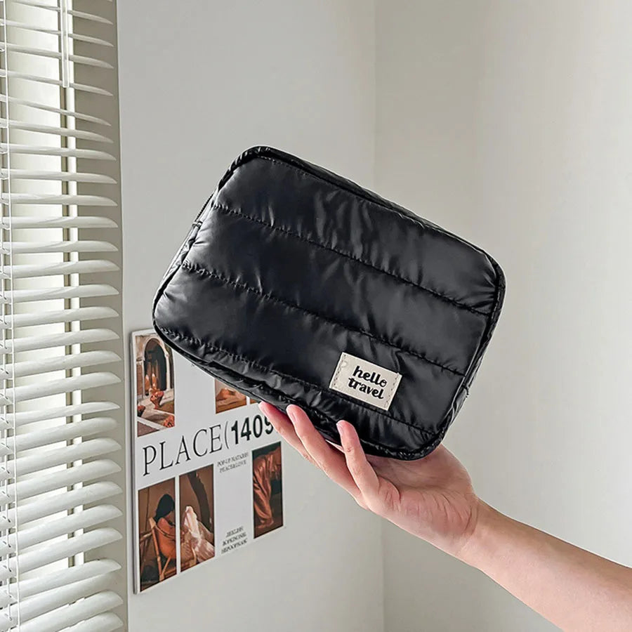Trousse de toilette femme vanity légère et idéale pour un usage quotidien