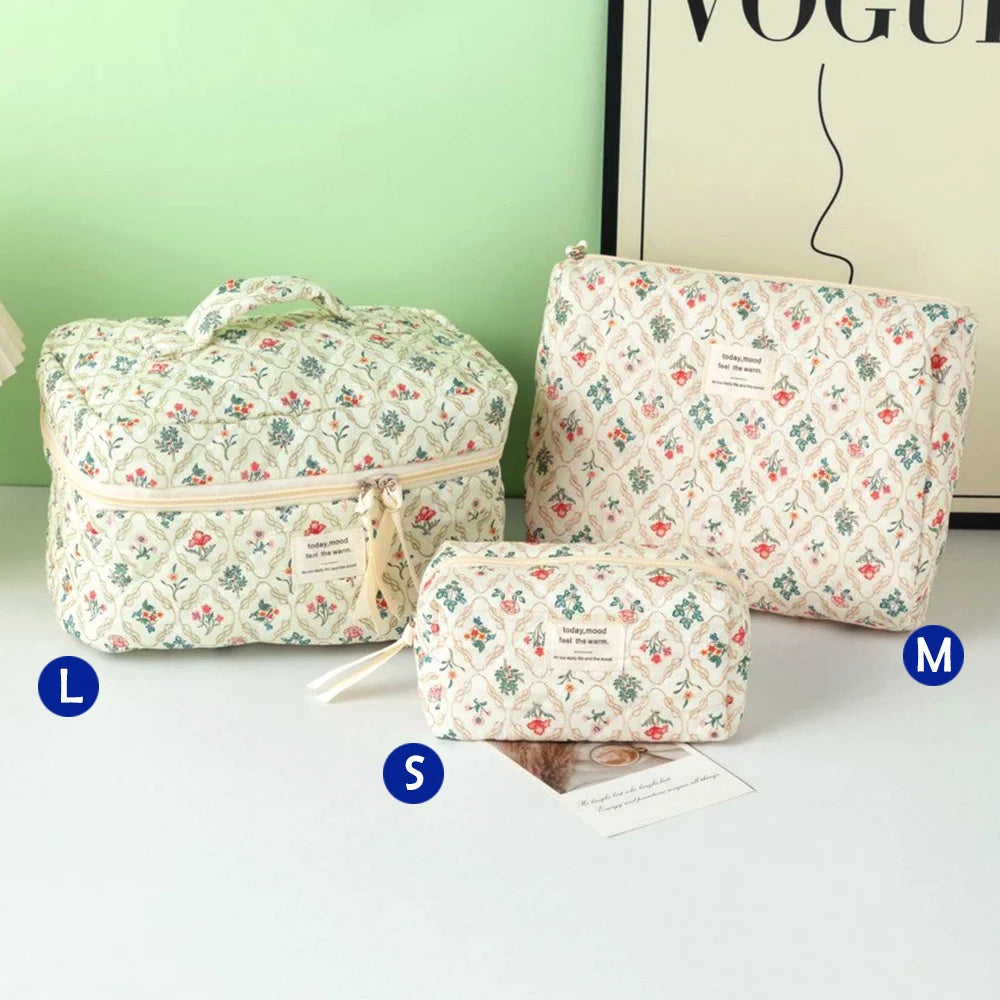 Trousse de toilette femme compacte matelassée
