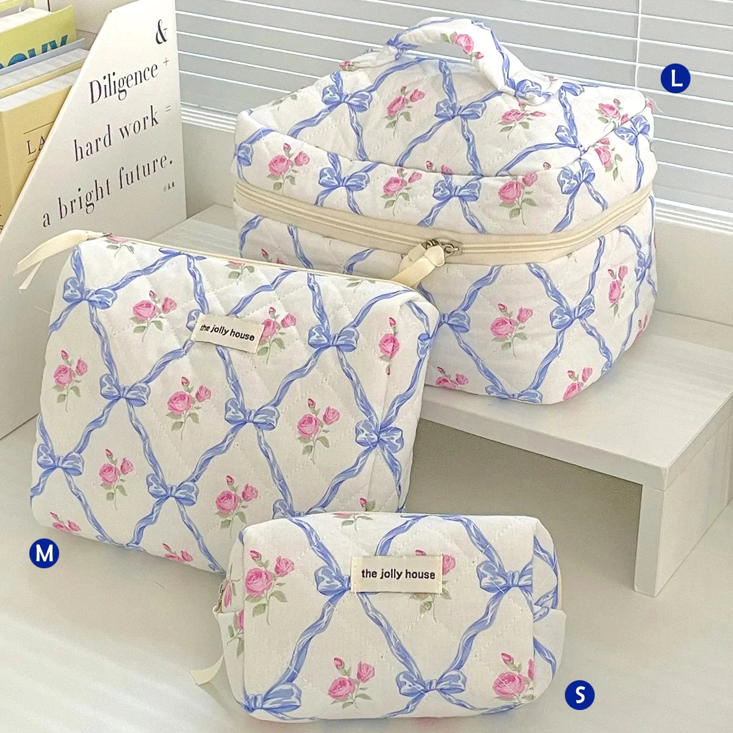 Trousse de toilette femme compacte matelassée