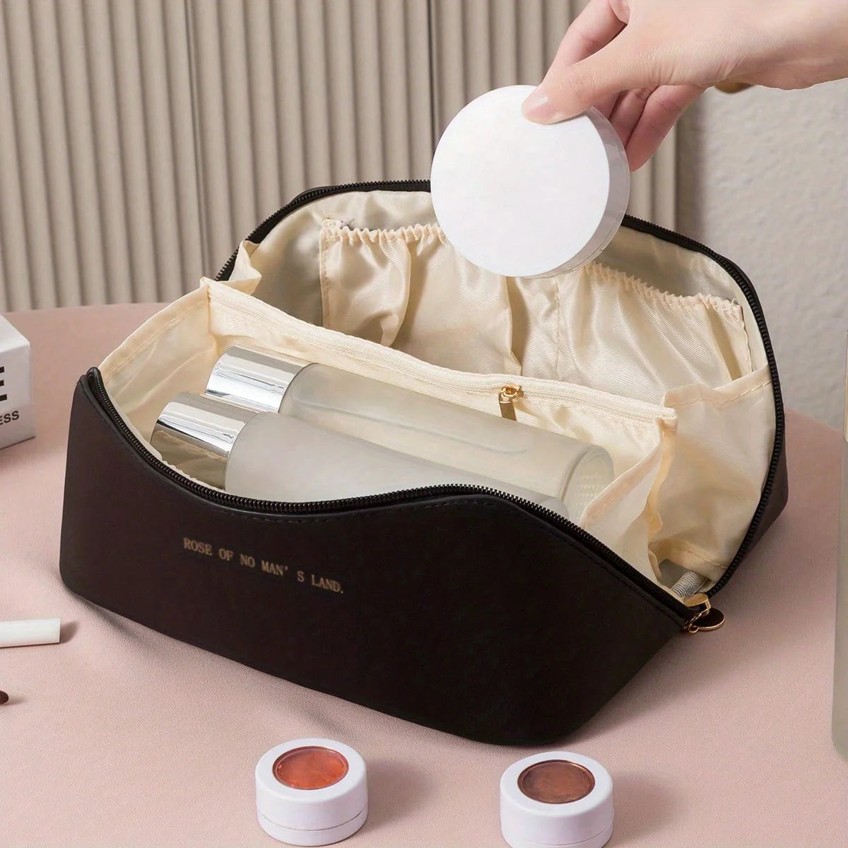 Trousse de toilette femme voyage