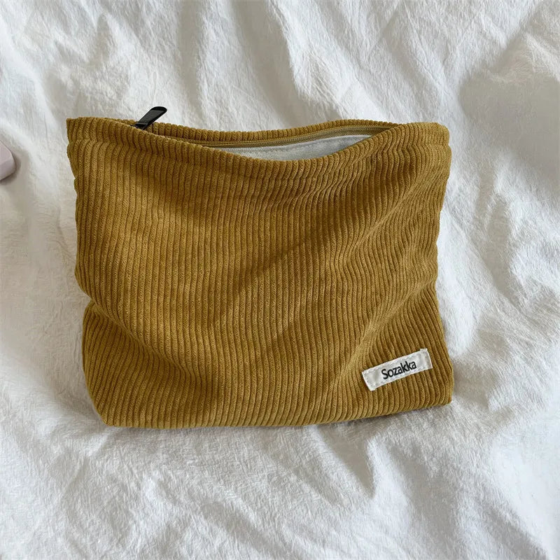 Trousse de toilette matelassée femme – Élégante, douce et fonctionnelle