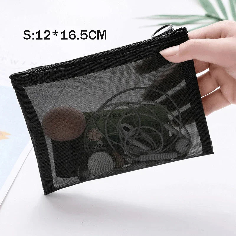 Trousse de toilette femme maille transparente