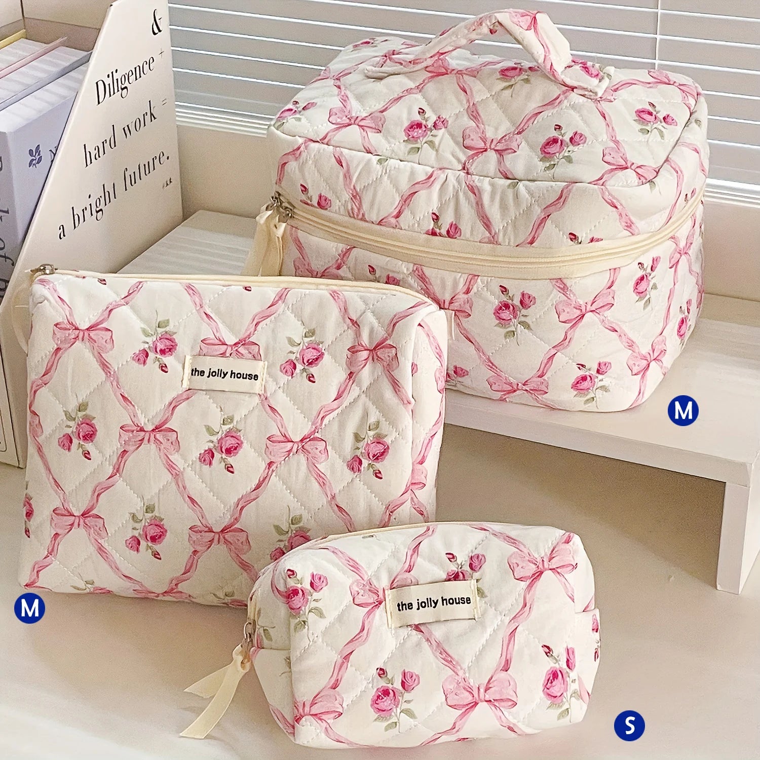Trousse de toilette femme compacte matelassée