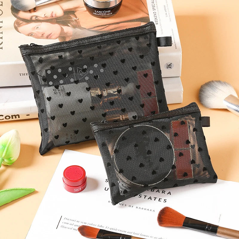 Trousse de toilette transparente cœur - Format mini & tendance