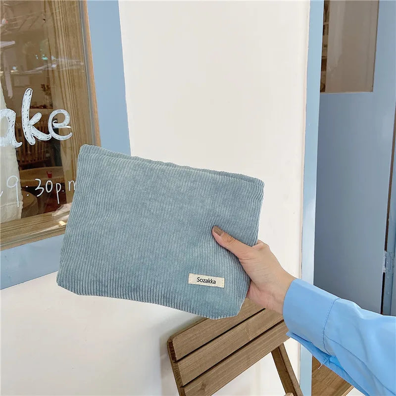Trousse de toilette matelassée femme – Élégante, douce et fonctionnelle