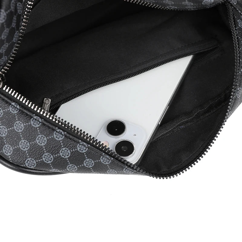Trousse de toilette cuir. Élégante, compacte et idéale pour le voyage