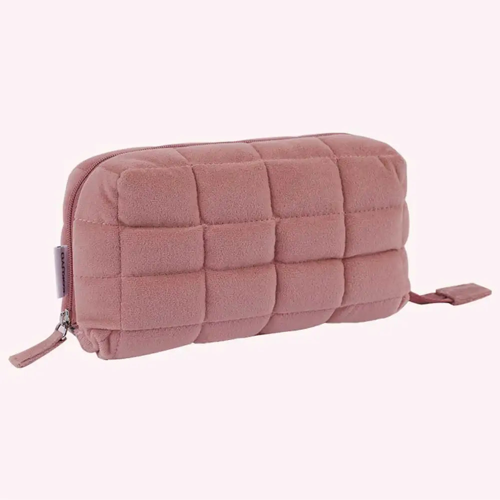 Trousse de toilette coton compacte – Look peluche chic