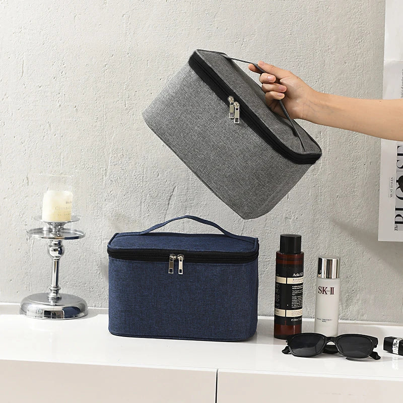 Trousse de toilette homme voyage, format pratique et résistant